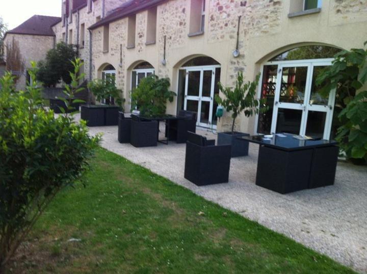 Hotel Restaurant Du Mee Le Mee-sur-Seine Exterior photo